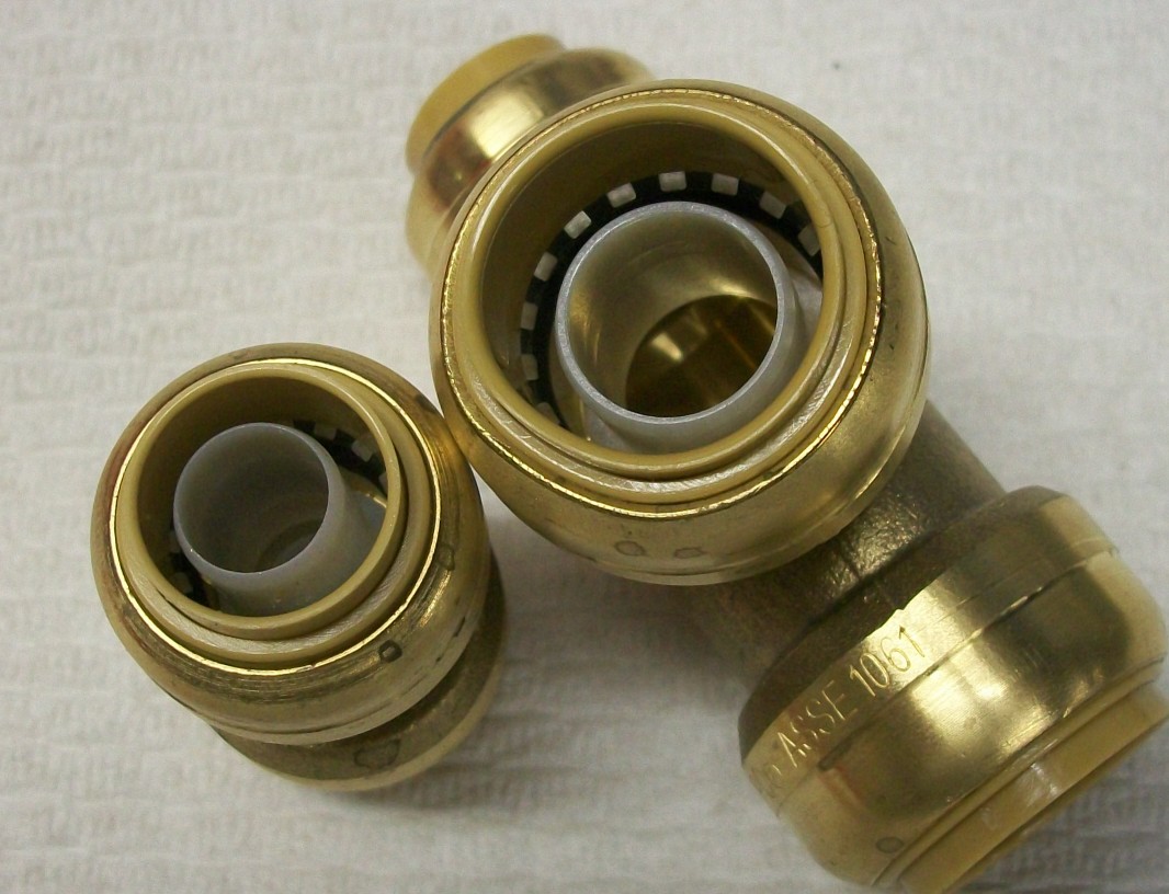 Brass PEX plumbing compression fittings